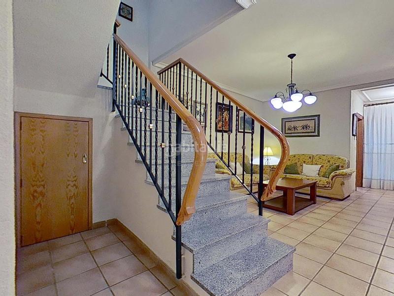 Foto b5575d2b-646b-46a3-8c78-bf957c8b5d92. House with heating in Centro Villarreal / Vila - real