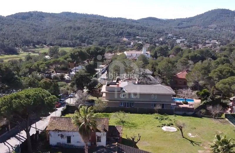 Foto ff223d0a-bde3-458b-a295-bdaf11bcbde9. Terreno residenziale in Valldoreix Sant Cugat del Vallès