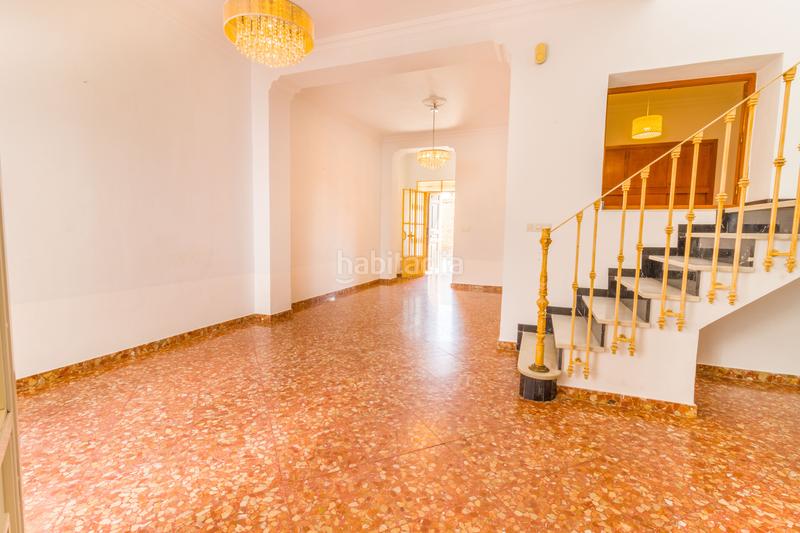 Foto da3ce5c5-f376-4523-9811-5e2da2e607a4. Casa a calle lirio 95 a Bollullos Par del Condado