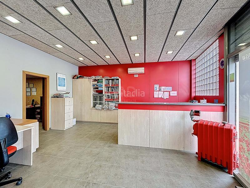 Foto f7a80ec5-4a10-42fe-9779-787871d95f99. Geschäftsraum in Torrelles de Llobregat