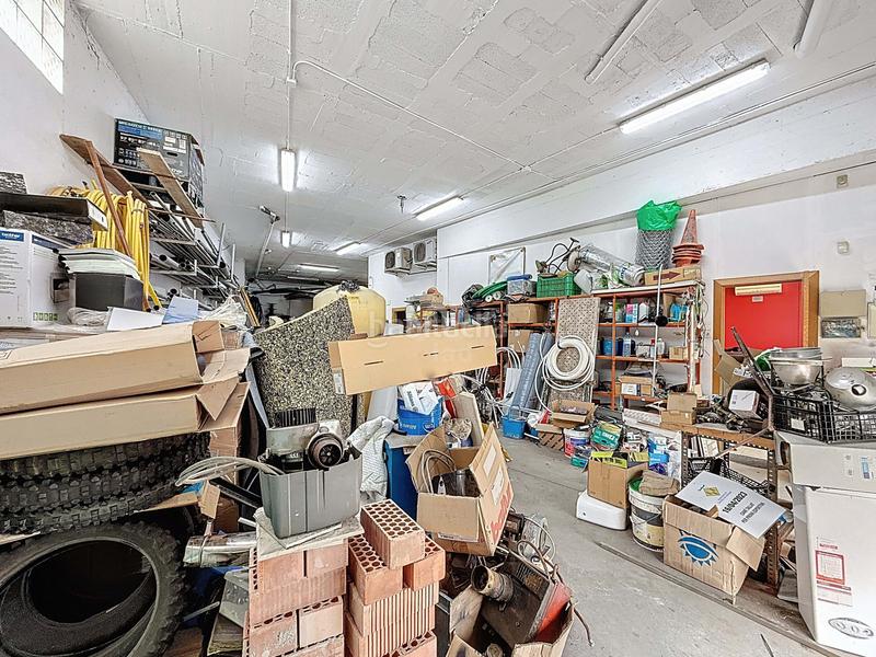Foto a781c883-0e46-442b-8dba-fbaecb088d13. Local comercial a Torrelles de Llobregat
