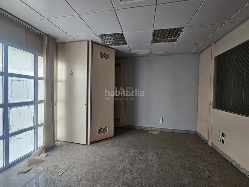 Foto c0c2745f-181e-40f3-a391-2842a984c567. Local comercial a Ayuntamiento Alhendín