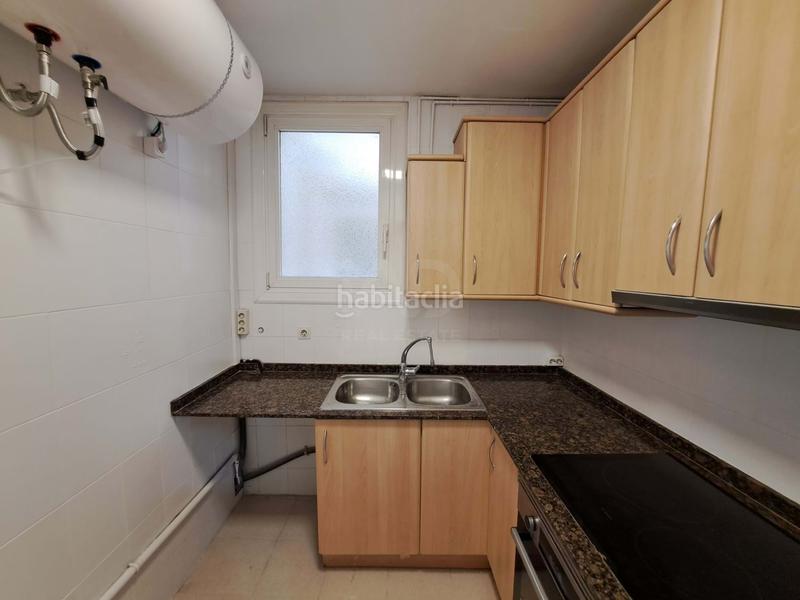 Foto 3186e62f-3859-4025-a364-67895e1a0eba. Pis a Barceloneta Barcelona