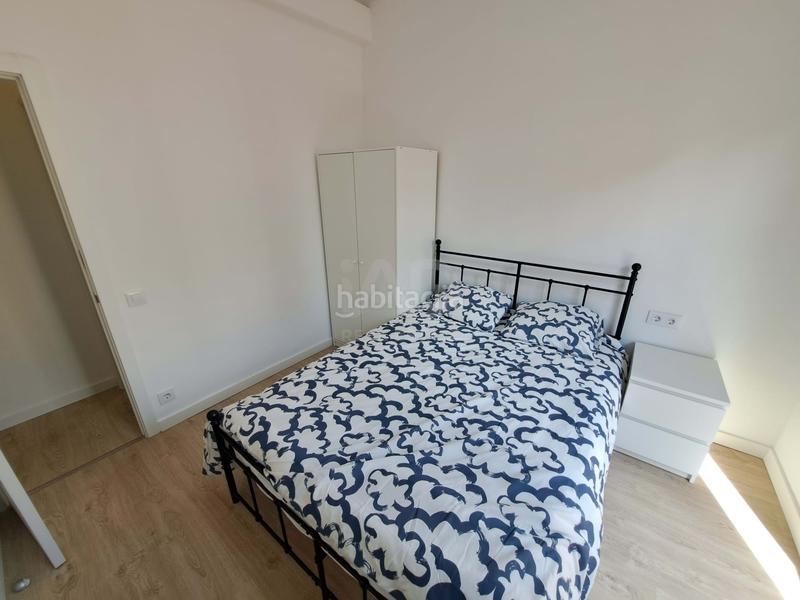 Foto cc2ef3d2-9abf-45da-900c-4b4e0044061a. Piso en Barceloneta Barcelona