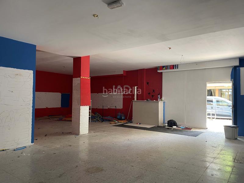 Foto b319cbde-2d09-402e-8681-e993fb6e69f9. Locale commerciale in calle cambrils 9 9 in Barenys Salou