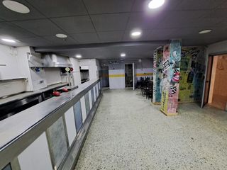 Local Comercial a Calle Napols 55 55