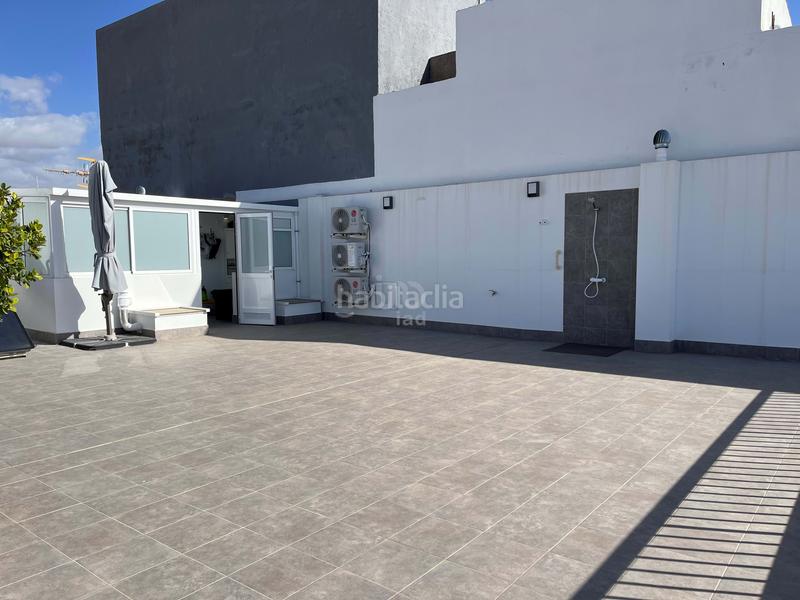 Foto d3b7b30d-3a43-45f6-9a41-4ec077e29764. Casa amb aparcament a San Isidro Granadilla de Abona