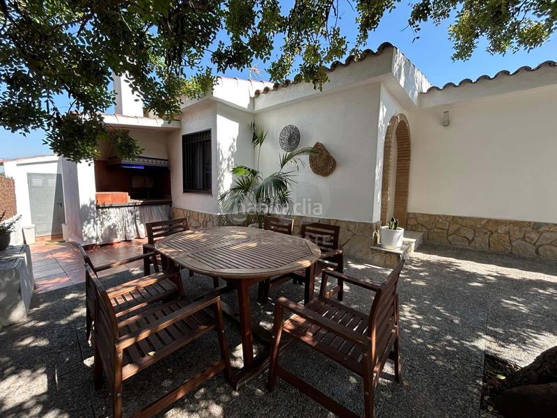 Foto f0cf4cbc-576b-42f8-8523-83f505817d33. Casa con piscina in Madrigal Villarreal / Vila - real