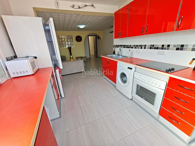 Foto da54e30a-86d8-42c6-8a9e-905b0e0bc4c2. Casa amb calefacció a Zona Carrefour - Urbanizaciones Torrevieja