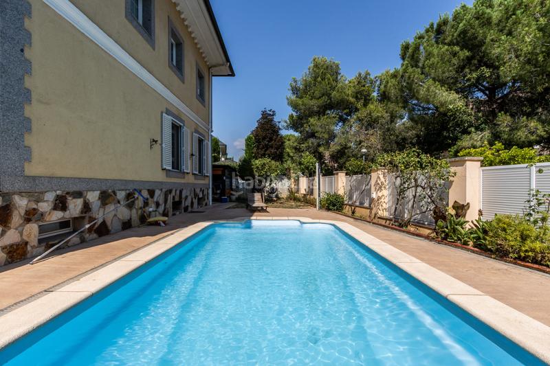 Foto 631b092c-73bb-4efe-81f5-4708f4059ec9. Casa en Castellarnau Sabadell