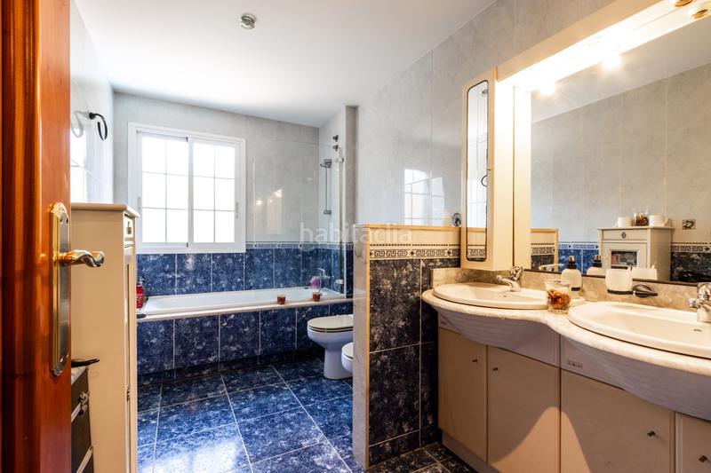 Foto 2fb8a085-04eb-4579-8f5e-f1b3817220c4. House with parking pool in Castellarnau Sabadell