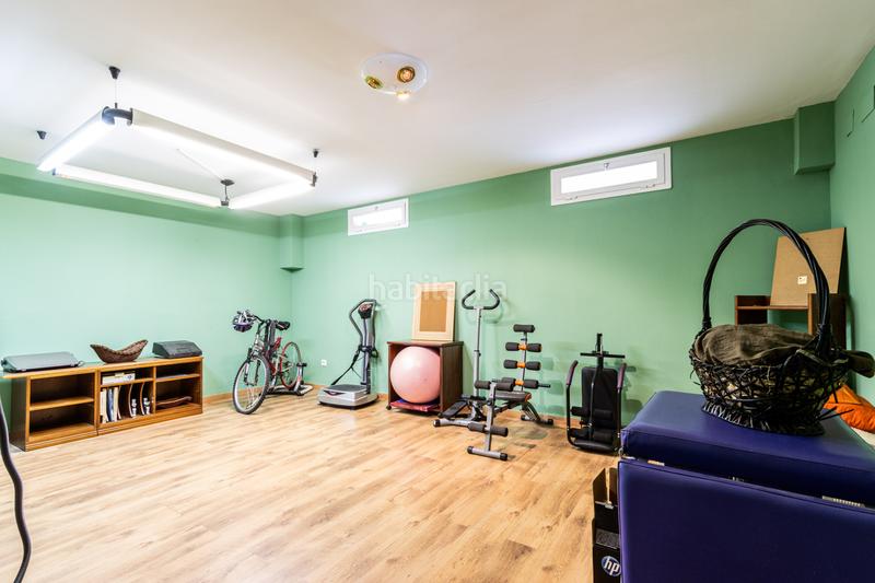 Foto 870b9a21-9a73-4dc4-8e22-2fc22ba36d6c. House with parking pool in Castellarnau Sabadell