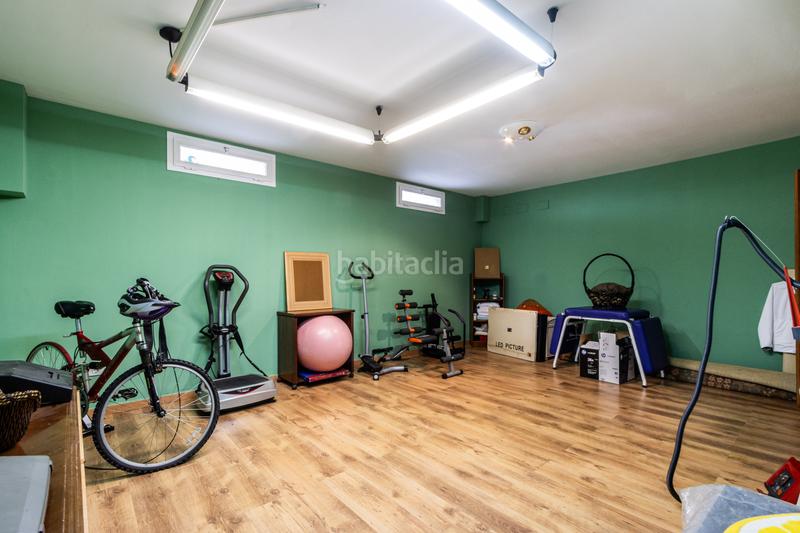 Foto 91ca6ffa-d518-48e7-96c9-765ffdd808c3. Maison avec parking piscine dans Castellarnau Sabadell