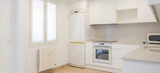Location Appartement à Calle manuel lasala 30 30