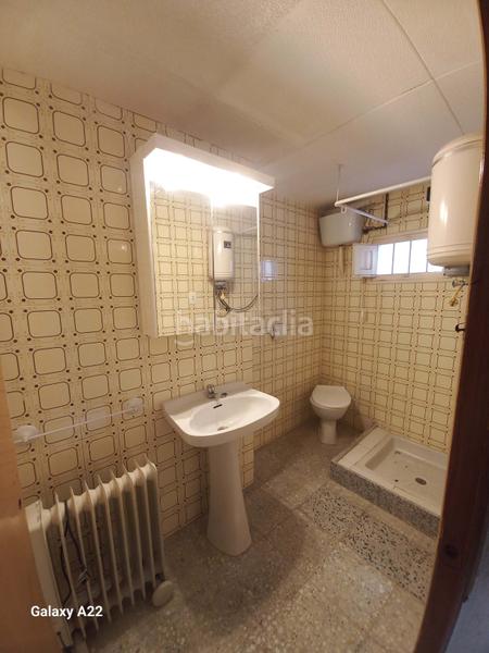 Foto 620531b2-2d68-4fe3-8479-4a5b912df104. Casa a carrer de sant antoní a Ginestar