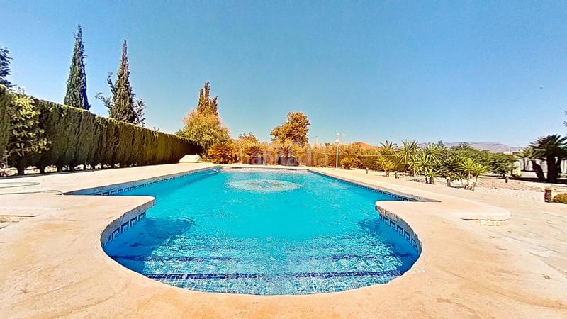 Foto e83842f6-2c37-40ba-80f8-d7a7f04e80c6. Casa con riscaldamento parcheggio piscina in La Algoda - Matola - Llano de San José Elche / Elx