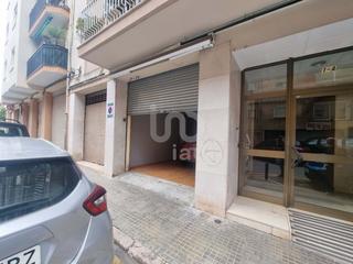 Aparcament cotxe a Llevant