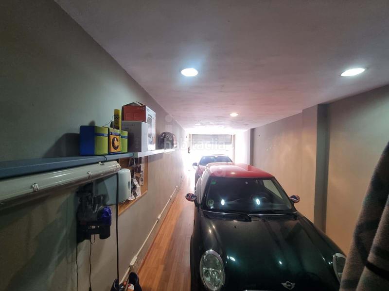 Foto f97e4539-6e3c-4b91-aef5-81a689a06c59. Parking coche en Llevant Reus