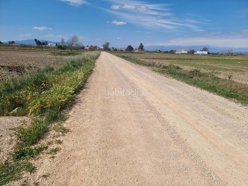 Foto 14555e1c-64fc-4ba6-abd9-f1a7d7f72cce. Terreny residencial a Deltebre