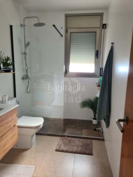 Foto ae39bbfc-4845-45a8-9ec2-e55aee406e2f. Chalet con riscaldamento parcheggio piscina in costa Cunit - els jardins - els rosers Cunit