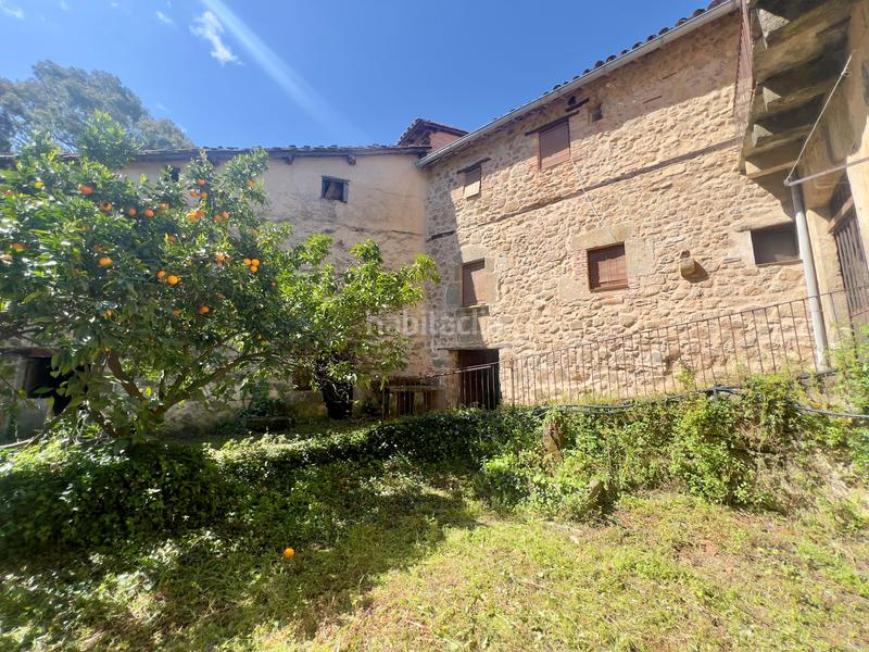 Foto c079df3b-7d53-41df-a9ce-b96132b3c856. Edifici a Gata