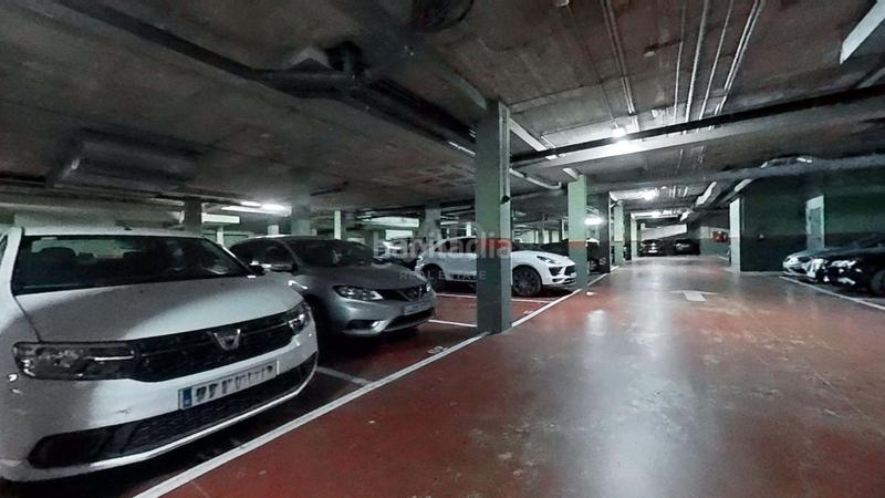 Foto 365af1c4-c483-4688-ab85-ceb2241a5404. Parking coche en Centre Vendrell (El)