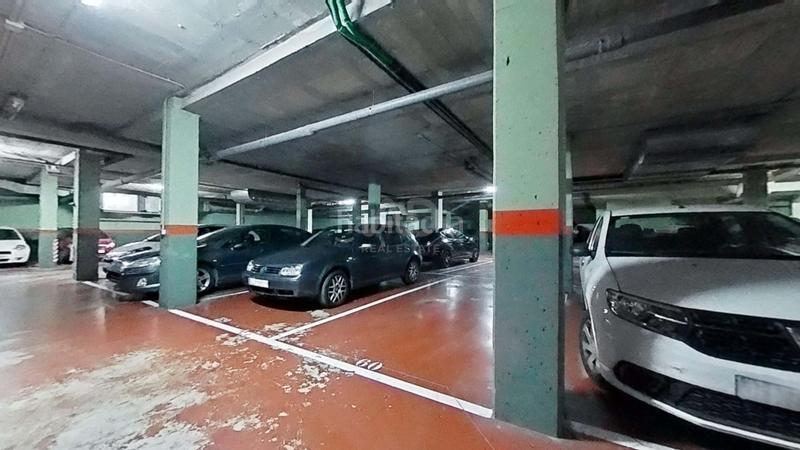 Foto 0bf61272-04c4-48e4-bbb8-ecf235c001d6. Posto auto in Centre Vendrell (El)