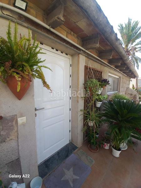 Foto 0eeb1940-4d63-445e-9b82-d93739685c1a. Edificio en cami 5 carretera vella de barcelona 5 en Tortosa