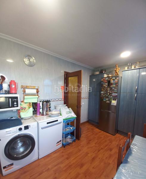 Foto 989c1bbf-aa06-4068-8f48-d6871775d641. Edificio en cami 5 carretera vella de barcelona 5 en Tortosa