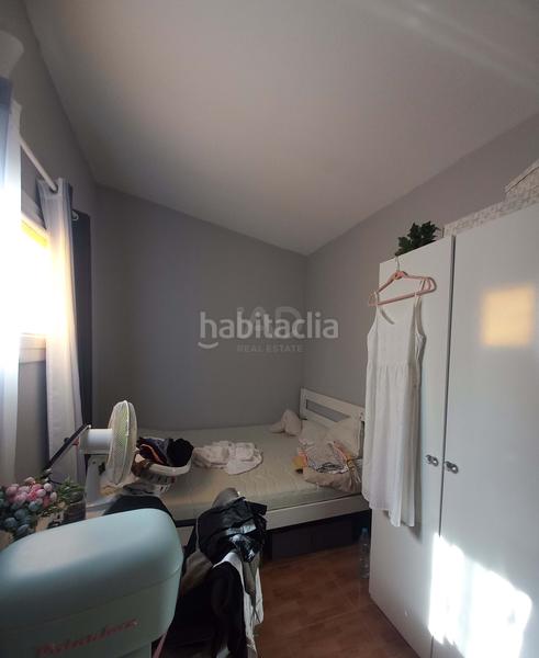 Foto 3e7c0881-5c5a-4b09-af57-c77430d18ee6. Edifici a cami 5 carretera vella de barcelona 5 a Tortosa