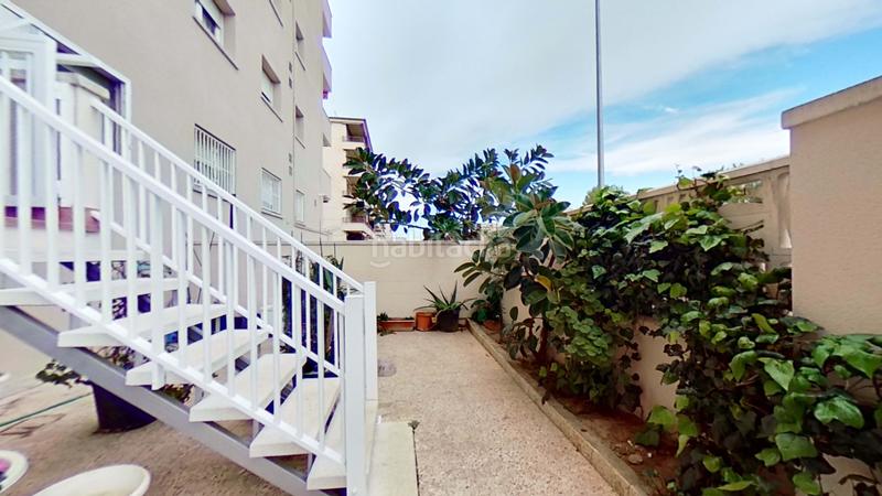 Foto d06729f5-0a52-4144-97b3-13620093d1f5. Pis amb calefacció aparcament a Segur Platja Segur de Calafell