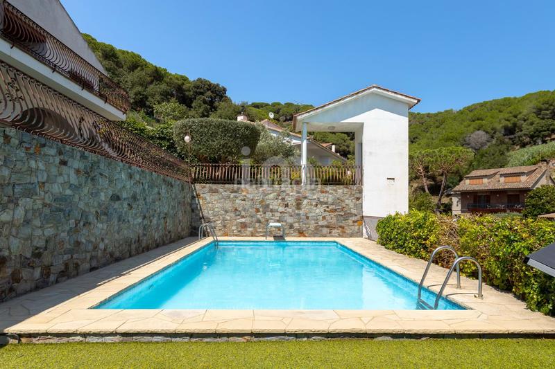 Foto fffbb876-b710-46a0-8cbe-52f52b5ae0b8. Casa en Alella