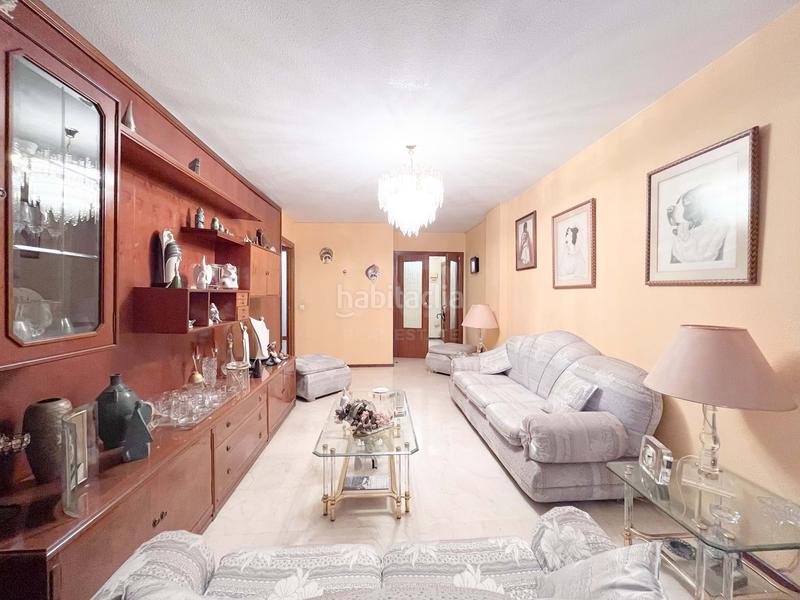 Foto e48fa7f3-4690-4292-a824-95f38f1acefc. Appartement avec parking dans Parque Ayala - Jardín de la Abadía - Huelín Málaga