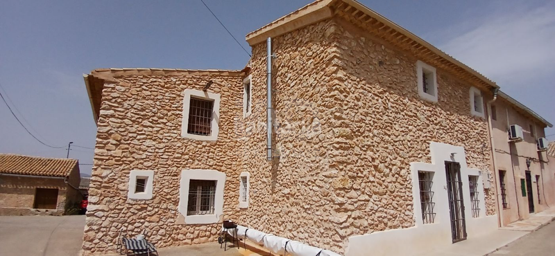 Foto 21c240cb-d7d8-4dd7-81d2-eaf98debeb54. Casa en Abanilla