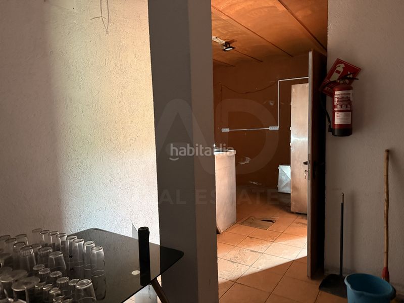 Foto b64b792e-9c3c-41cd-afbc-897cd9901a11. Local comercial a Planes d´Hostoles (Les)