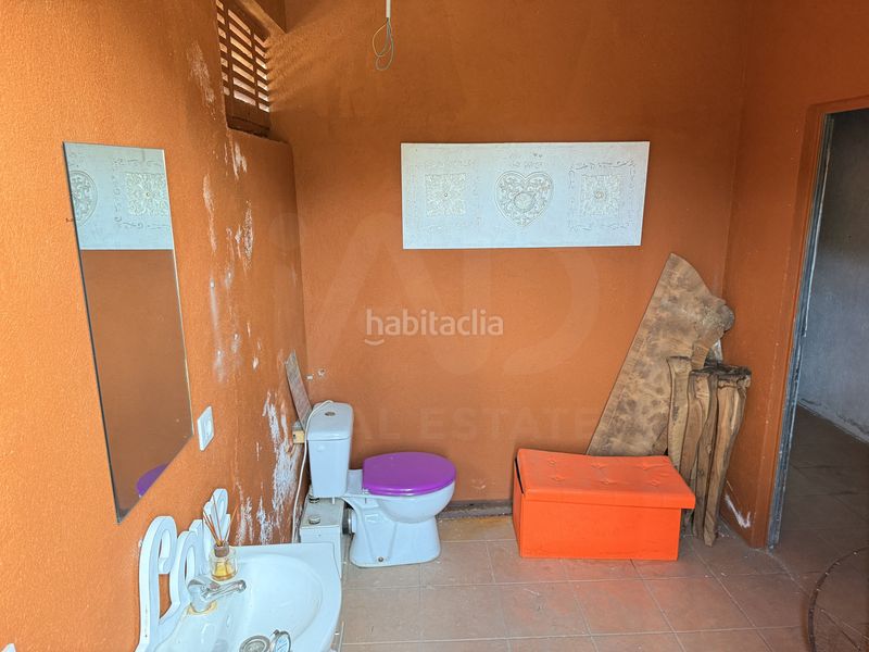 Foto e1823a4b-d4b4-4730-9d81-1259e76ebd29. Local comercial a Planes d´Hostoles (Les)