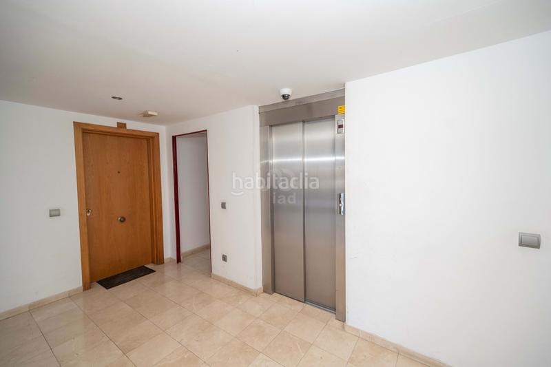 Foto a4414d45-1e5b-42fd-93a2-03090b8c58c8. Appartamento con piscina in Marina Botafoc-Talamanca Ibiza