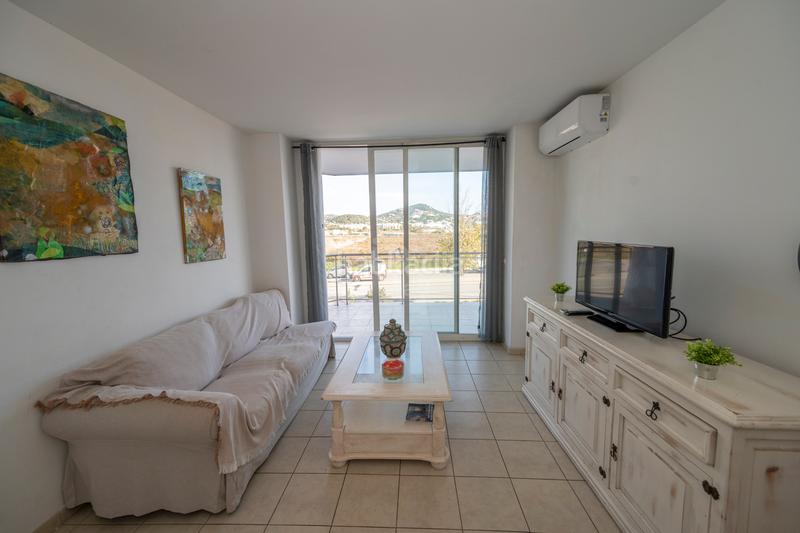 Foto bca0233e-8657-40fc-8562-217ca8b7d1ac. Appartamento con piscina in Marina Botafoc-Talamanca Ibiza