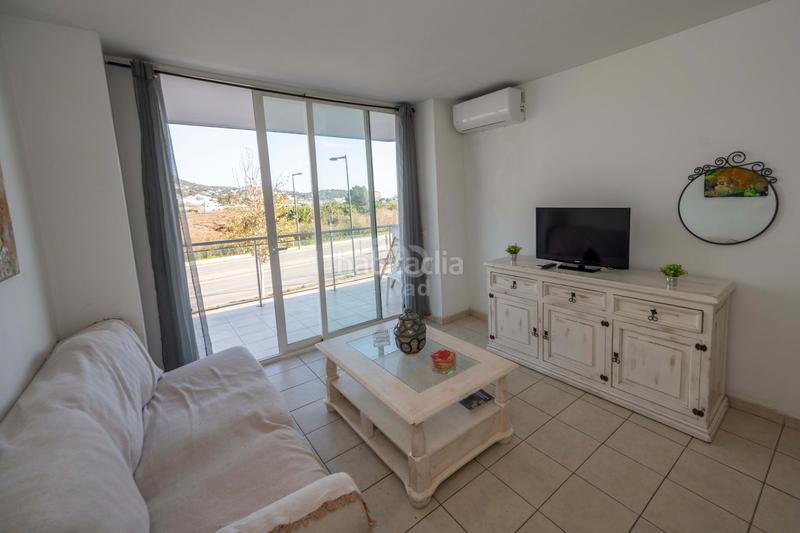 Foto c8905081-9c3c-4767-a4de-14f14d2c493a. Appartamento con piscina in Marina Botafoc-Talamanca Ibiza