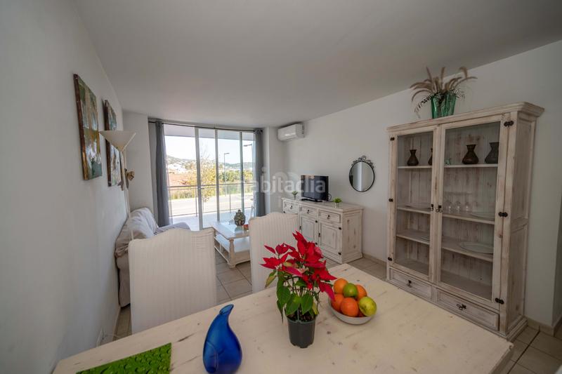 Foto d29f30a2-aea2-43e1-8d2e-a48b67d13d53. Appartamento con piscina in Marina Botafoc-Talamanca Ibiza