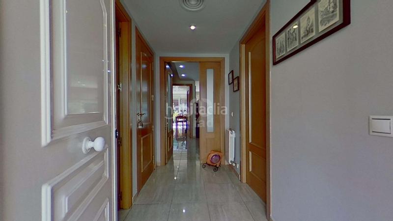 Foto 44fa61eb-9c21-4b9d-83da-17f8b45494ee. Casa amb calefacció aparcament a Centre Vendrell (El)