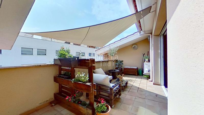Foto b2dd1bb2-ec0f-49f0-9517-4a7360a1182b. Casa amb calefacció aparcament a Centre Vendrell (El)