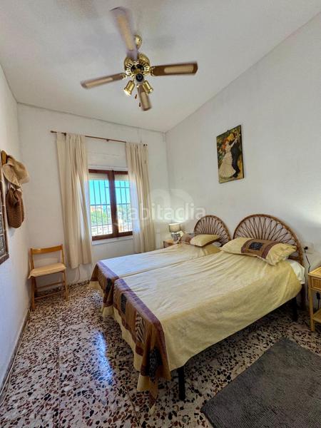 Foto 4a4ba70c-681f-46b2-9d05-70651e55449b. Casa amb calefacció aparcament piscina a Pueblo Español-Coveta Fumá Campello (el)