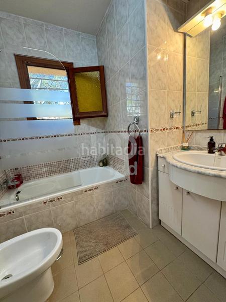 Foto b600f190-4dd7-4501-8df1-ed313f25f0b4. Casa amb calefacció aparcament piscina a Pueblo Español-Coveta Fumá Campello (el)