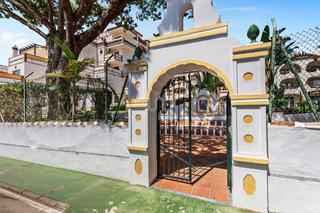 Appartement à Calle almendralejo de jarales -