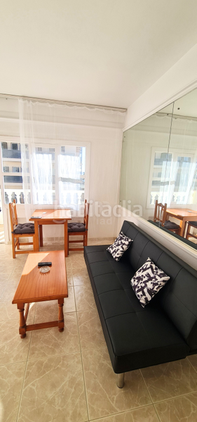 Foto 39898f7b-da85-44d7-9f78-7206903936e7. Appartamento con riscaldamento piscina in La Carihuela - Los Nidos Torremolinos