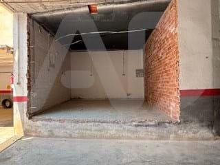 Aparcament cotxe a Torreforta