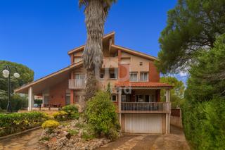 House  Avenida diagonal socias catala 30 30