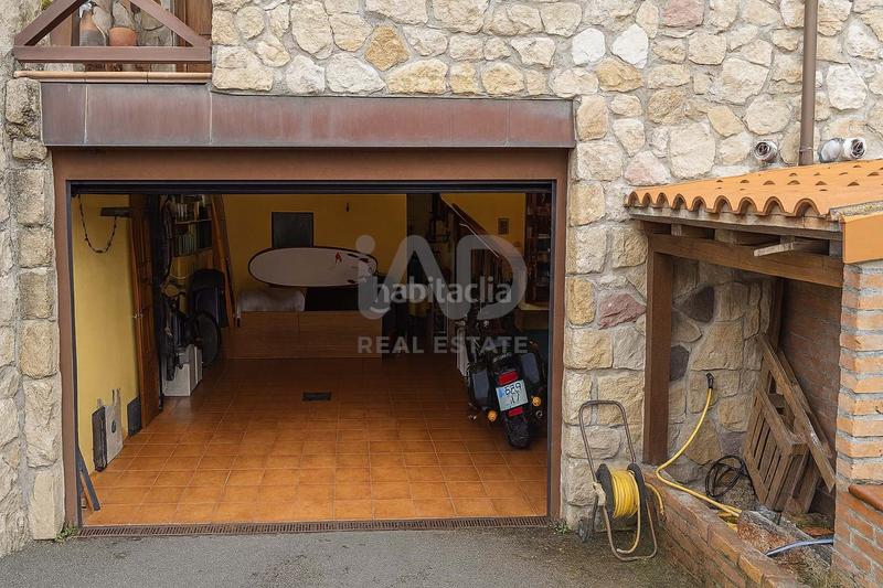 Foto 1d34a2cc-2dc2-46f7-b4c6-6d0fd6f7fd77. Casa amb calefacció aparcament a Suances