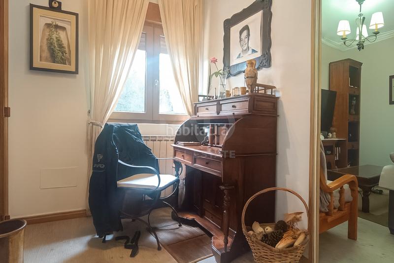 Foto 63477f53-6c3d-4dec-89cb-4055db4bea03. Casa amb calefacció aparcament a Suances